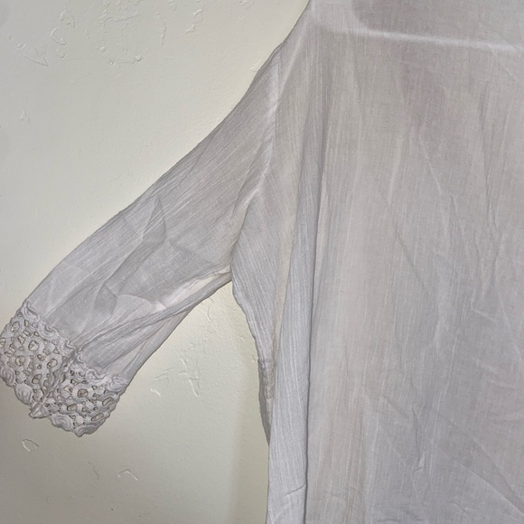 Blue Island Top - Picture 6 of 6